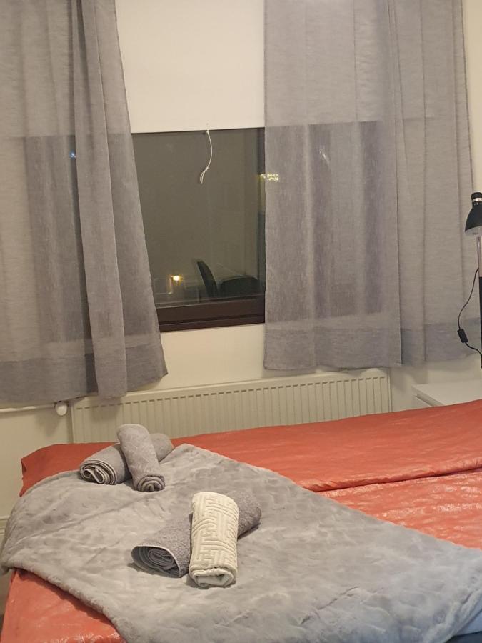 Kaunis Valoisa 3 Krs Pikkukaksio Vantaa Koivukylae Apartment ภายนอก รูปภาพ